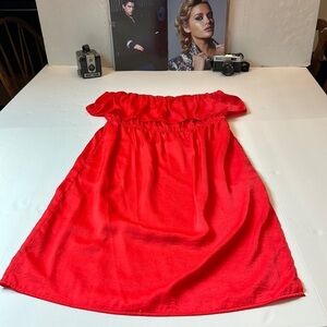 BCBGMAXAZRIA Strapless satin red berry dress with pockets